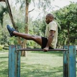 Exercice releve-de-jambes musculation